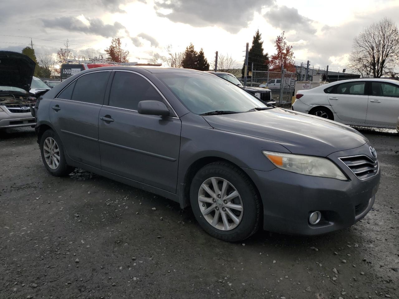 2011 Toyota Camry - Image 4