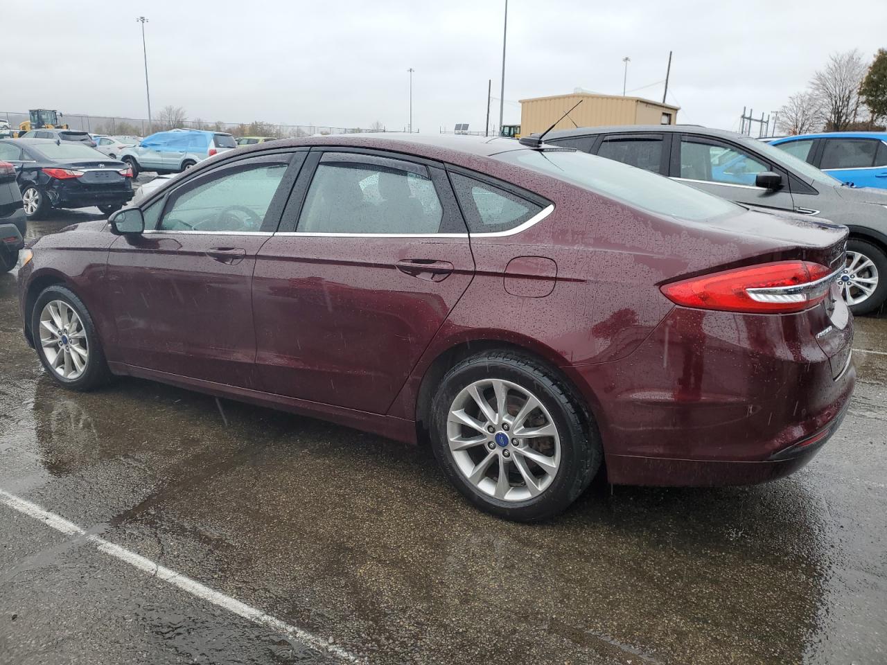 VIN 3FA6P0HD5HR245407 2017 FORD FUSION no.2