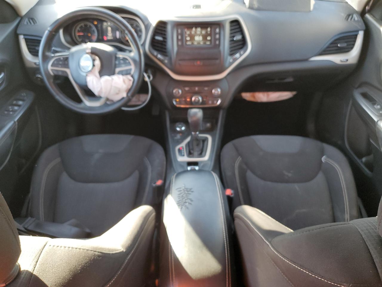 2015 Jeep Grand Cherokee - Image 8