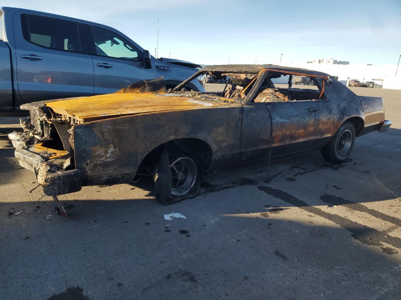 7H30S249742 FORD LTD Photo 1