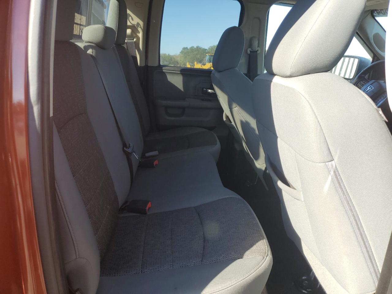 2013 RAM 1500 - Image 10