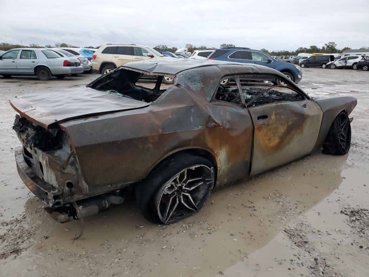 2019 Dodge Challenger - Image 3