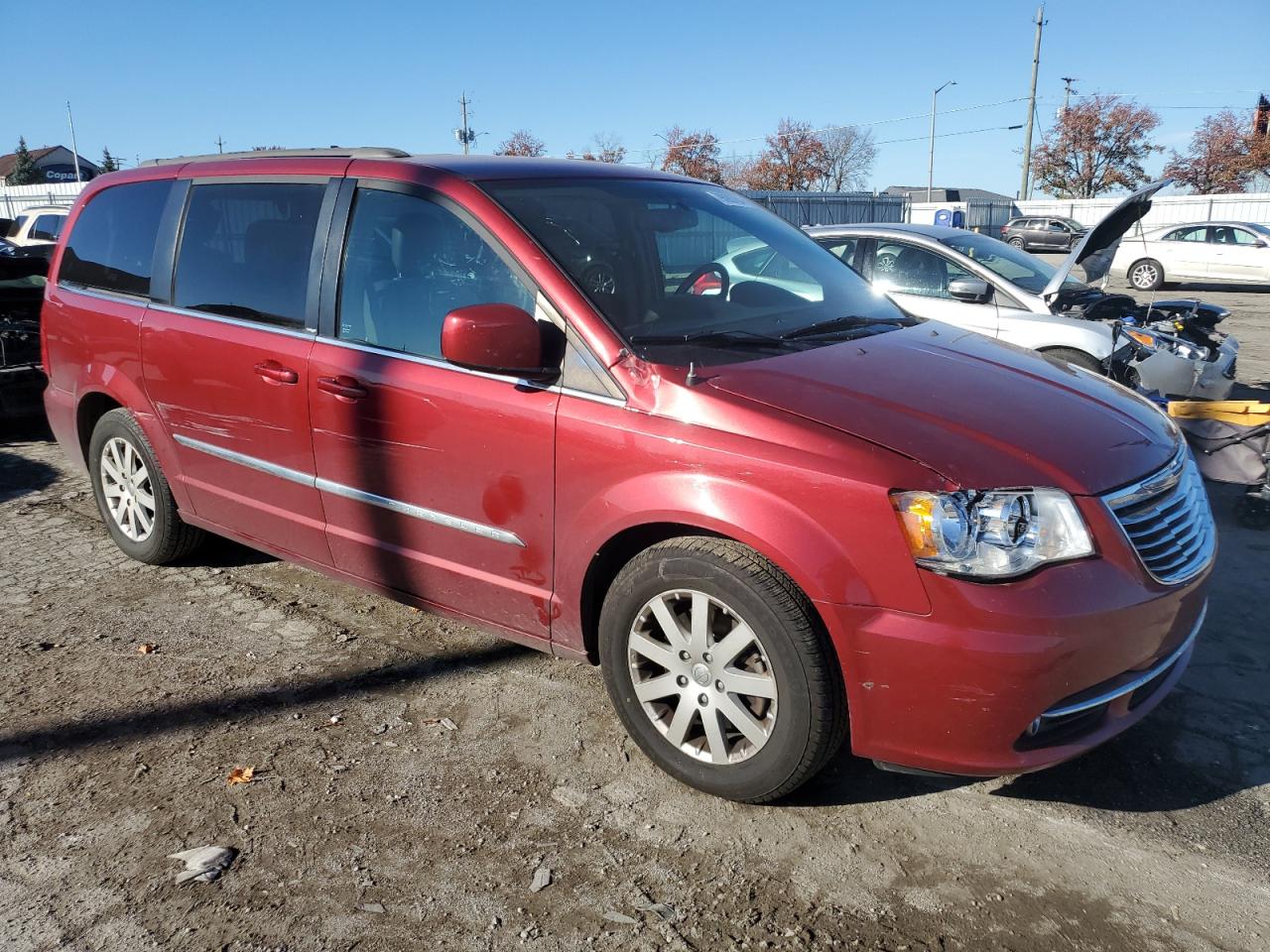 VIN 2C4RC1BG2ER326068 2014 CHRYSLER MINIVAN no.4