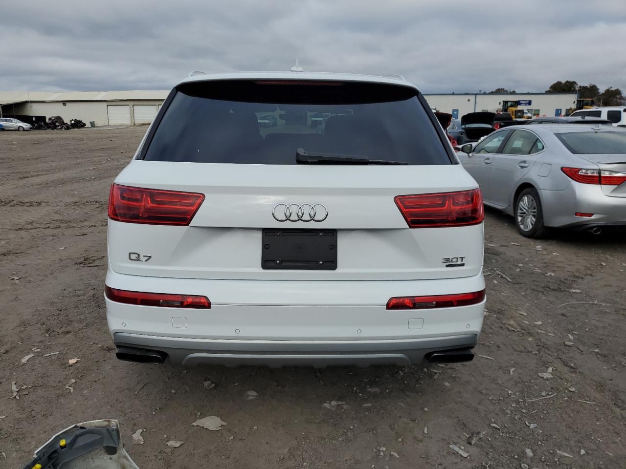 2017 Audi Q7 Premium Plus VIN: WA1LAAF78HD016451 Lot: 80746894