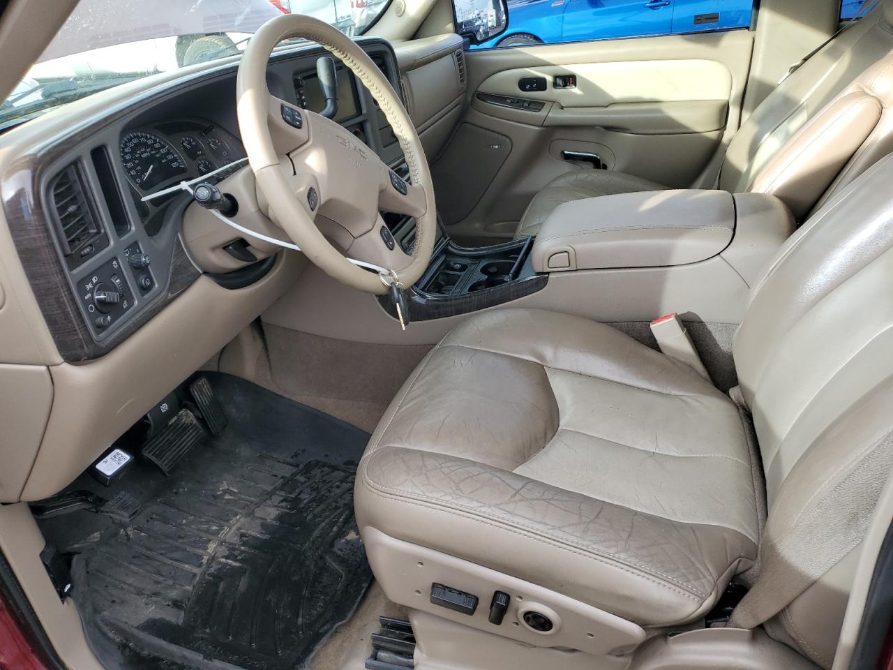 2005 GMC Yukon - Image 7