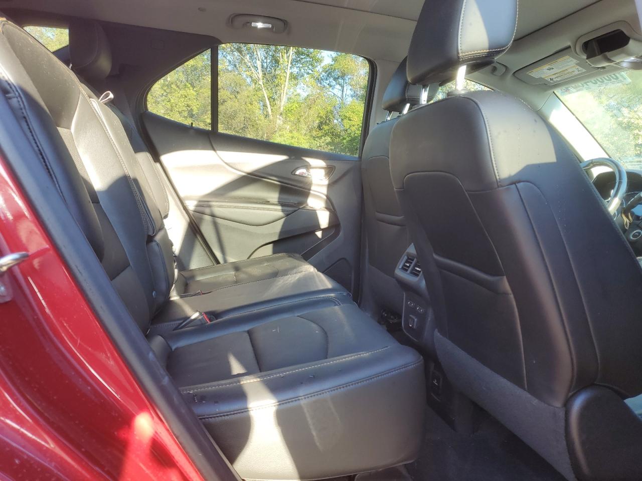 2020 Chevrolet Equinox - Image 11