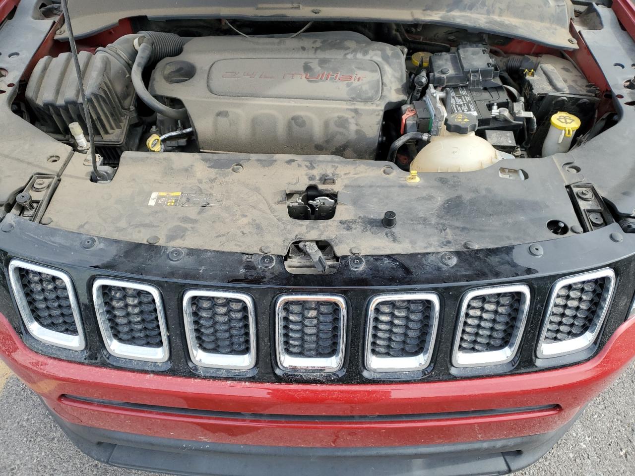 2018 Jeep Compass - Image 12