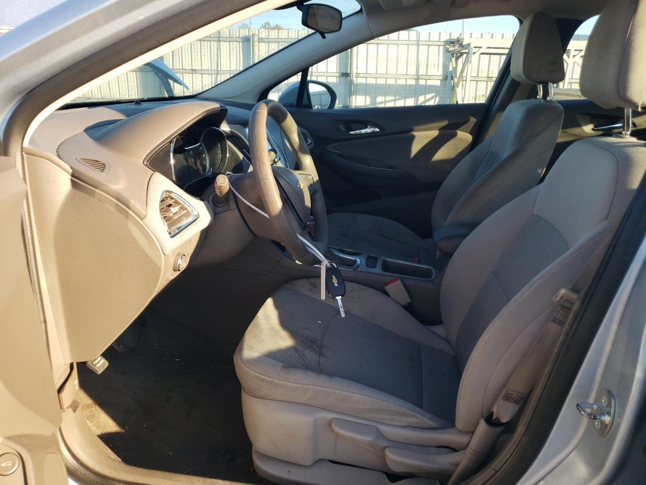 2018 Chevrolet Cruze - Image 7