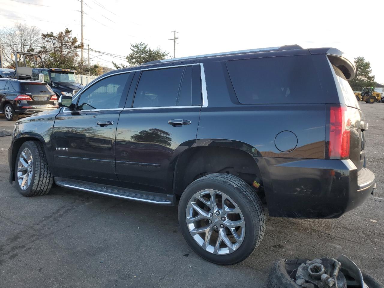 2017 Chevrolet Tahoe - Image 2