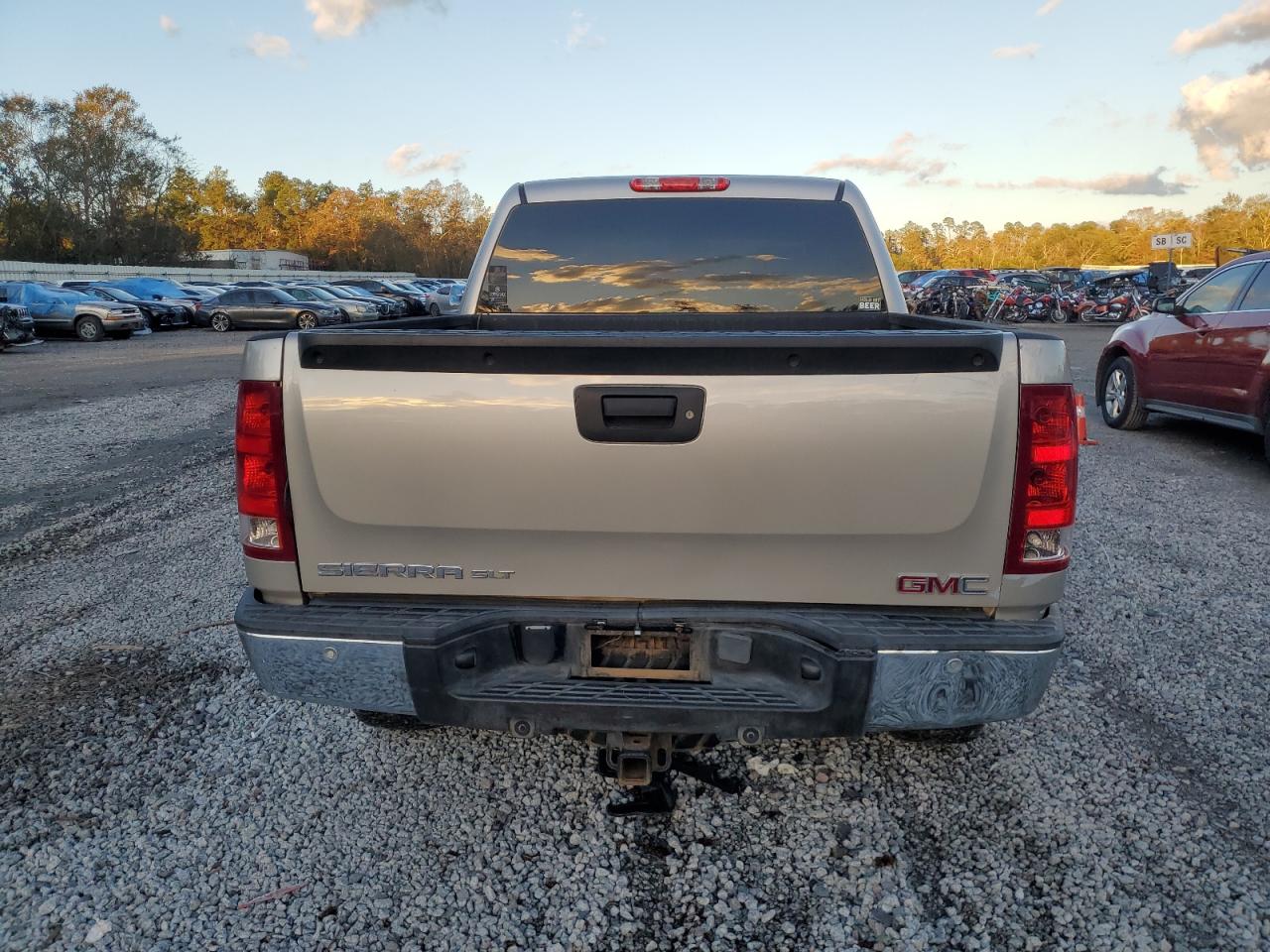 2007 GMC New Sierra K1500 VIN: 2GTEK13M271584758 Lot: 81497804