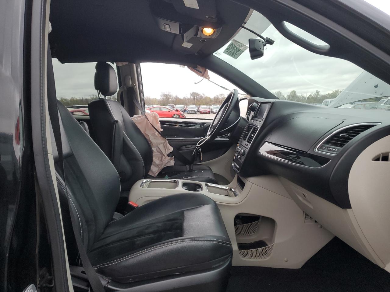 2017 Dodge Caravan - Image 7