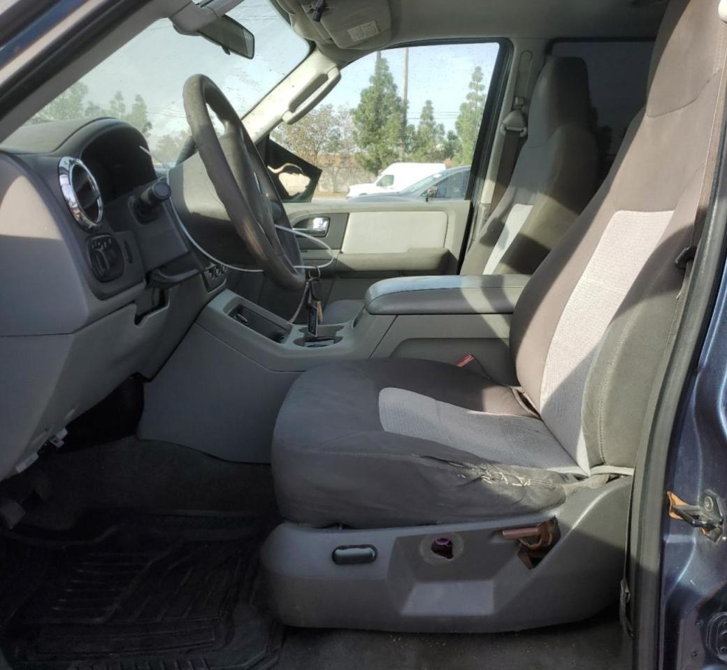 2006 Ford Expedition - Image 7