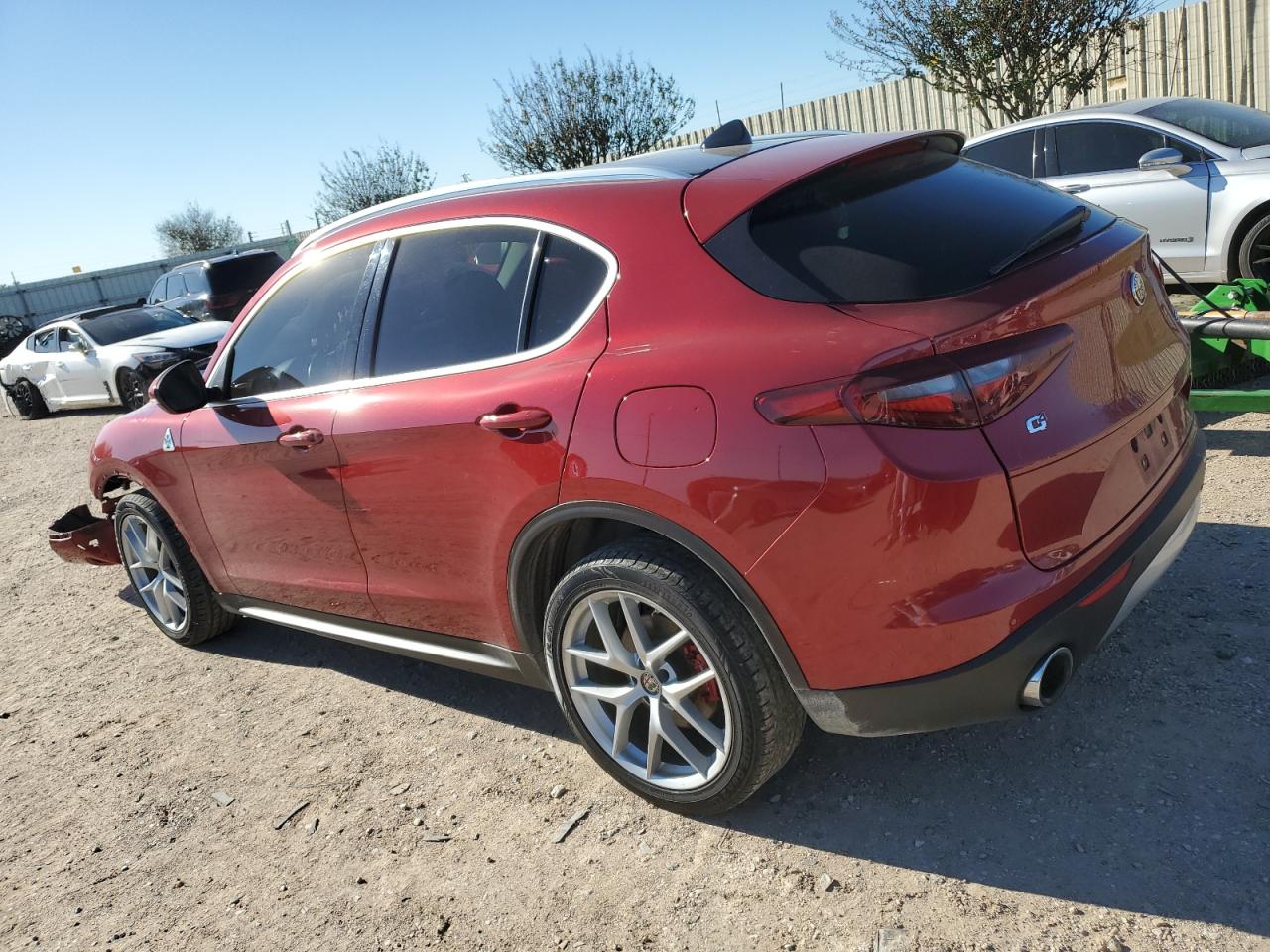 2018 Alfa Romeo Stelvio - Image 2
