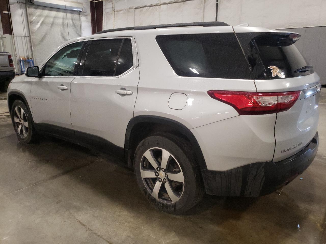 2020 Chevrolet Traverse - Image 2