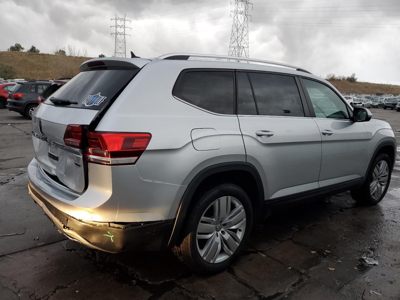 2019 Volkswagen Atlas - Image 3