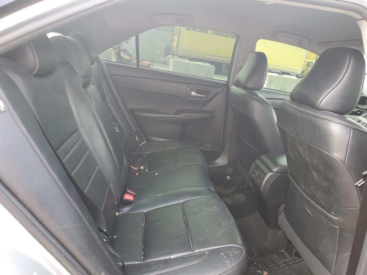 2016 Toyota Camry - Image 10