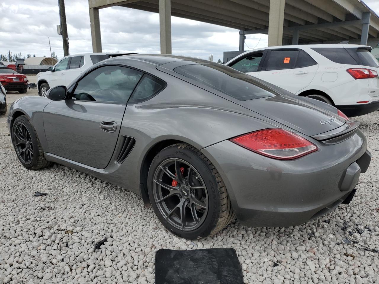 2009 Porsche Cayman - Image 2