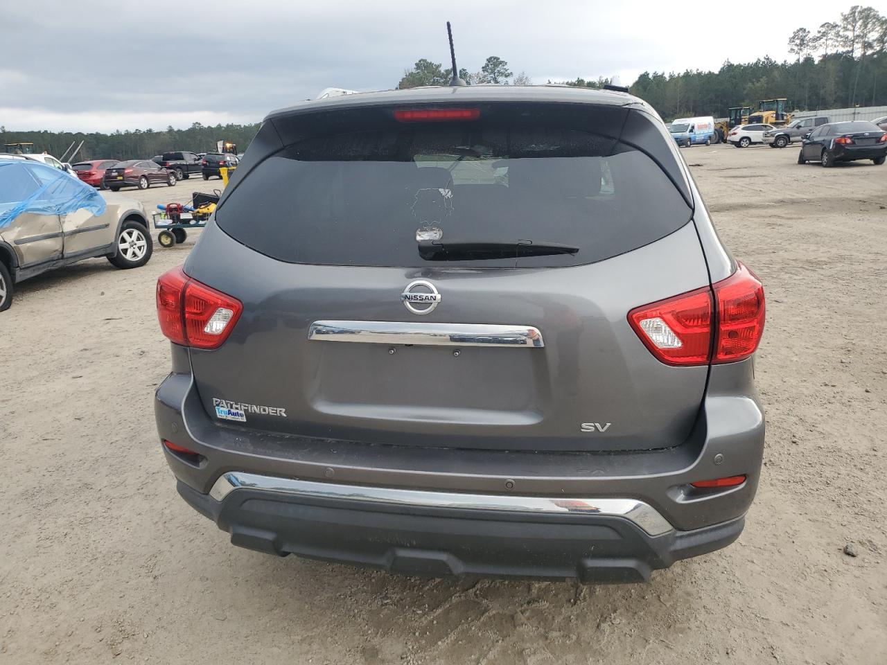 2018 Nissan Pathfinder S VIN: 5N1DR2MN3JC636786 Lot: 81239564