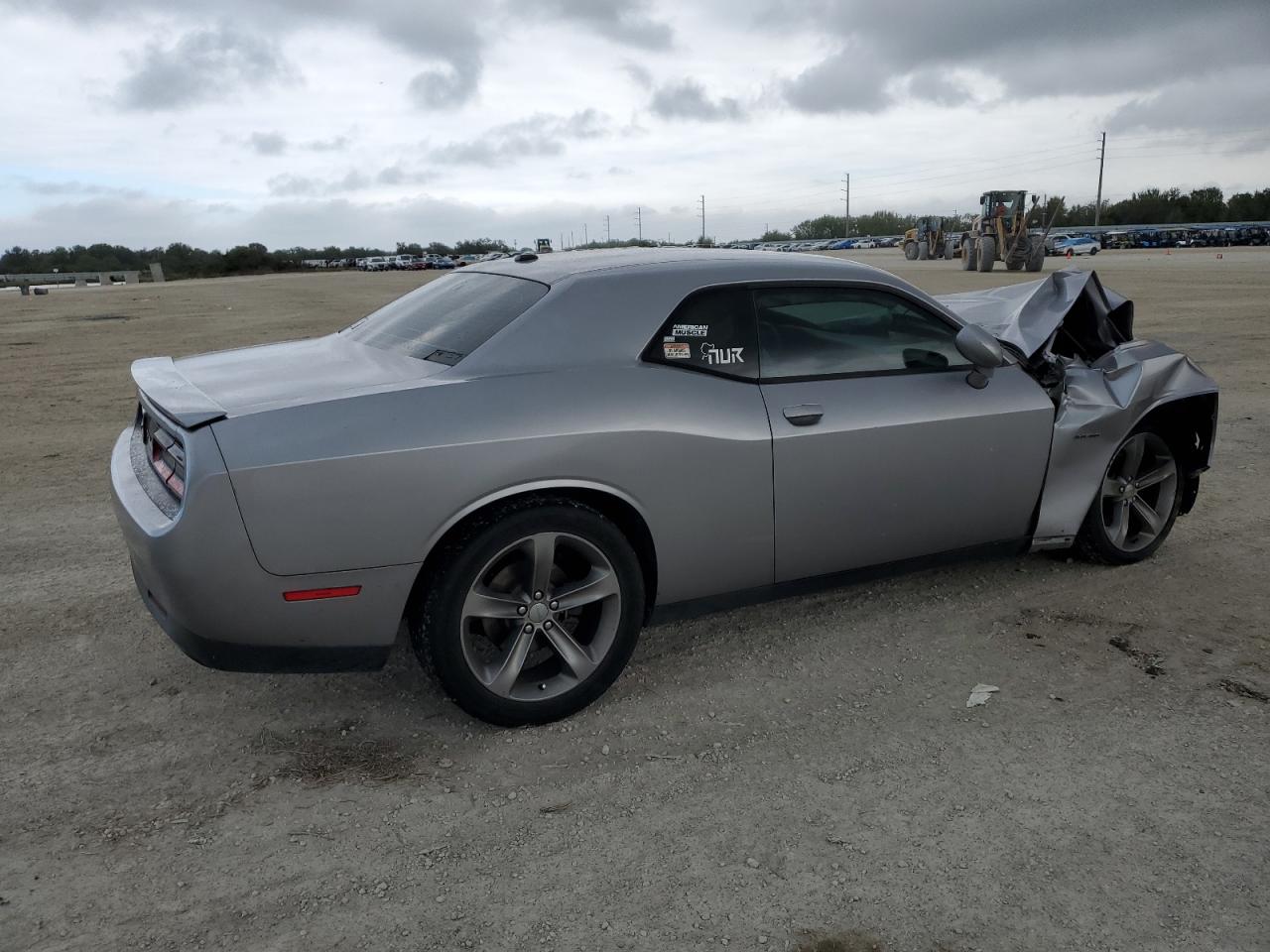 VIN 2C3CDZBT1GH176627 2016 DODGE CHALLENGER no.3