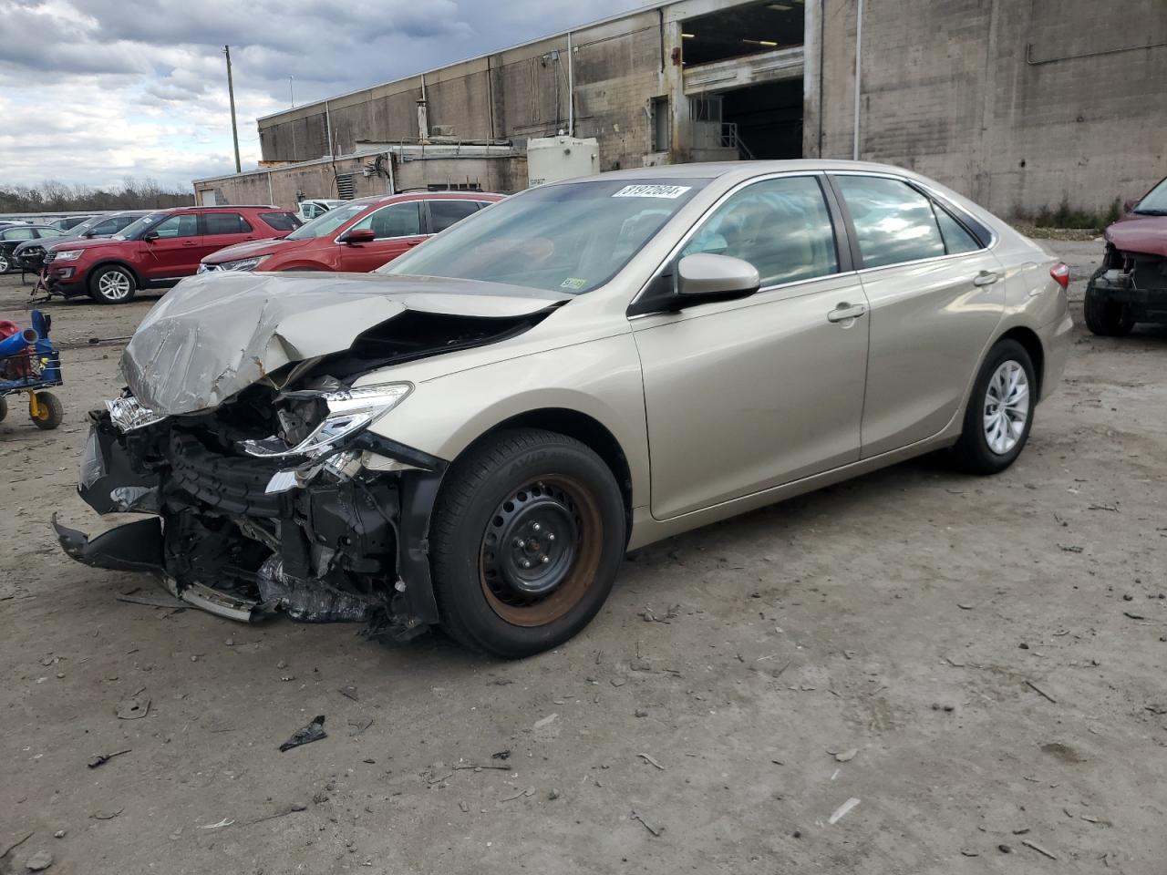 VIN 4T4BF1FK3GR518615 2016 TOYOTA CAMRY no.1