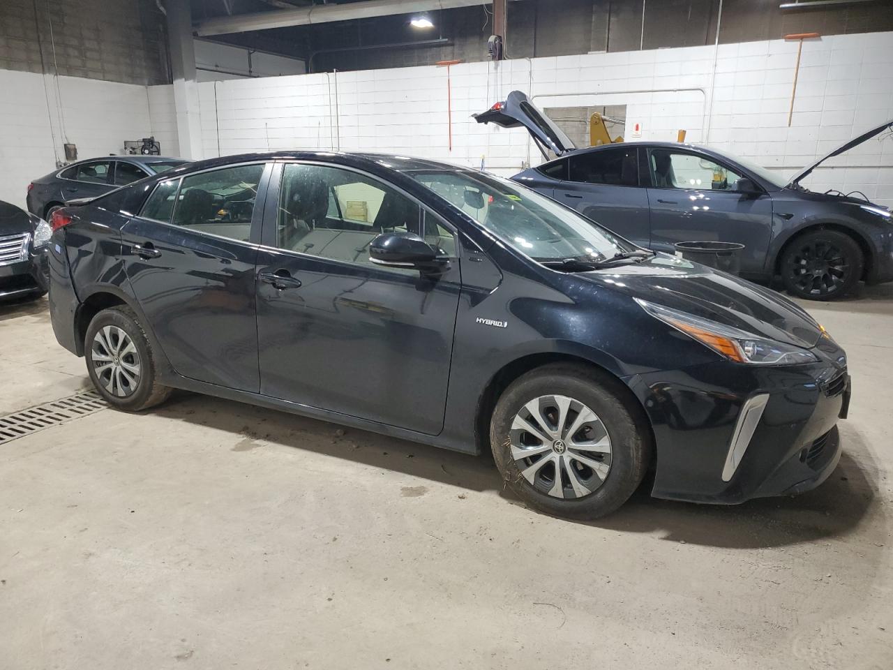 VIN JTDL9RFU7K3006851 2019 TOYOTA PRIUS no.4