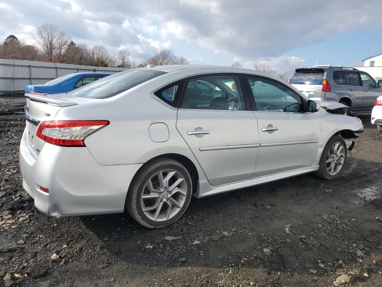 2013 Nissan Sentra - Image 3