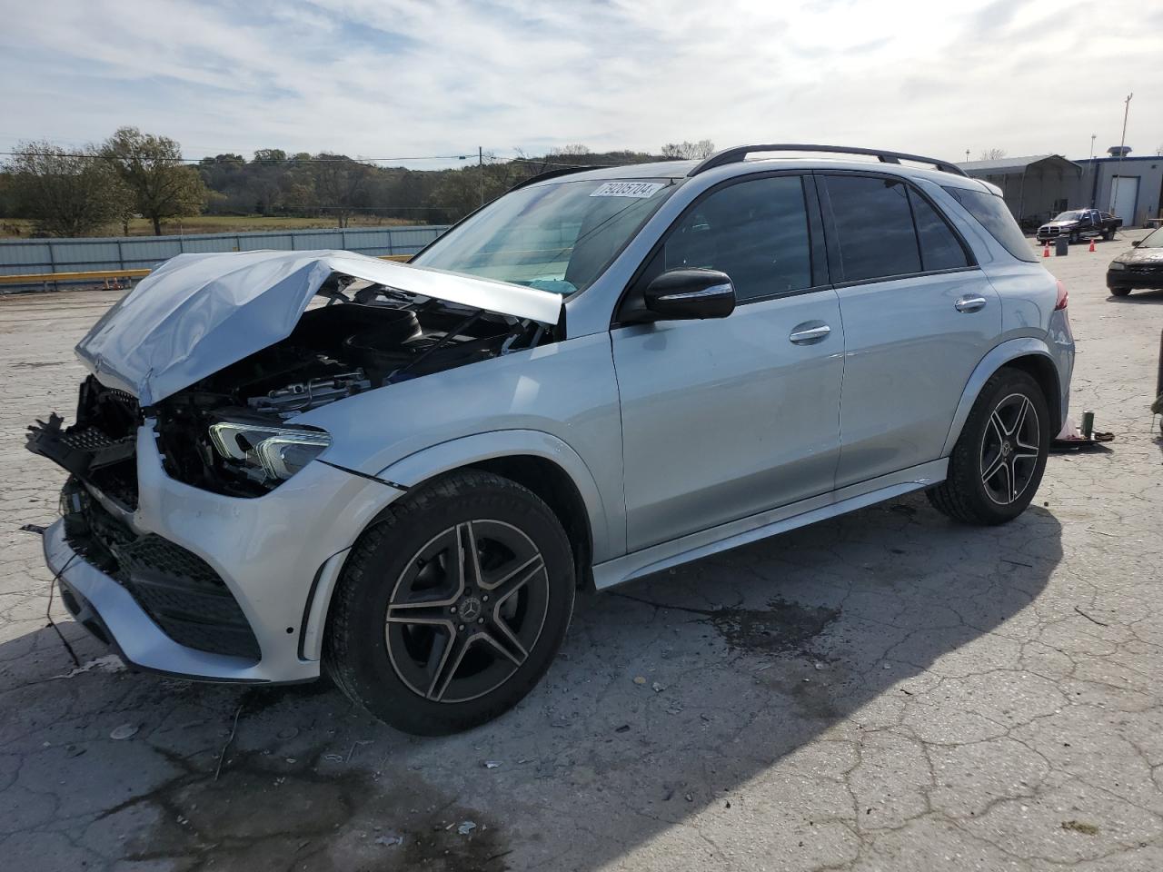 2022 Mercedes-Benz GLE - Image 1