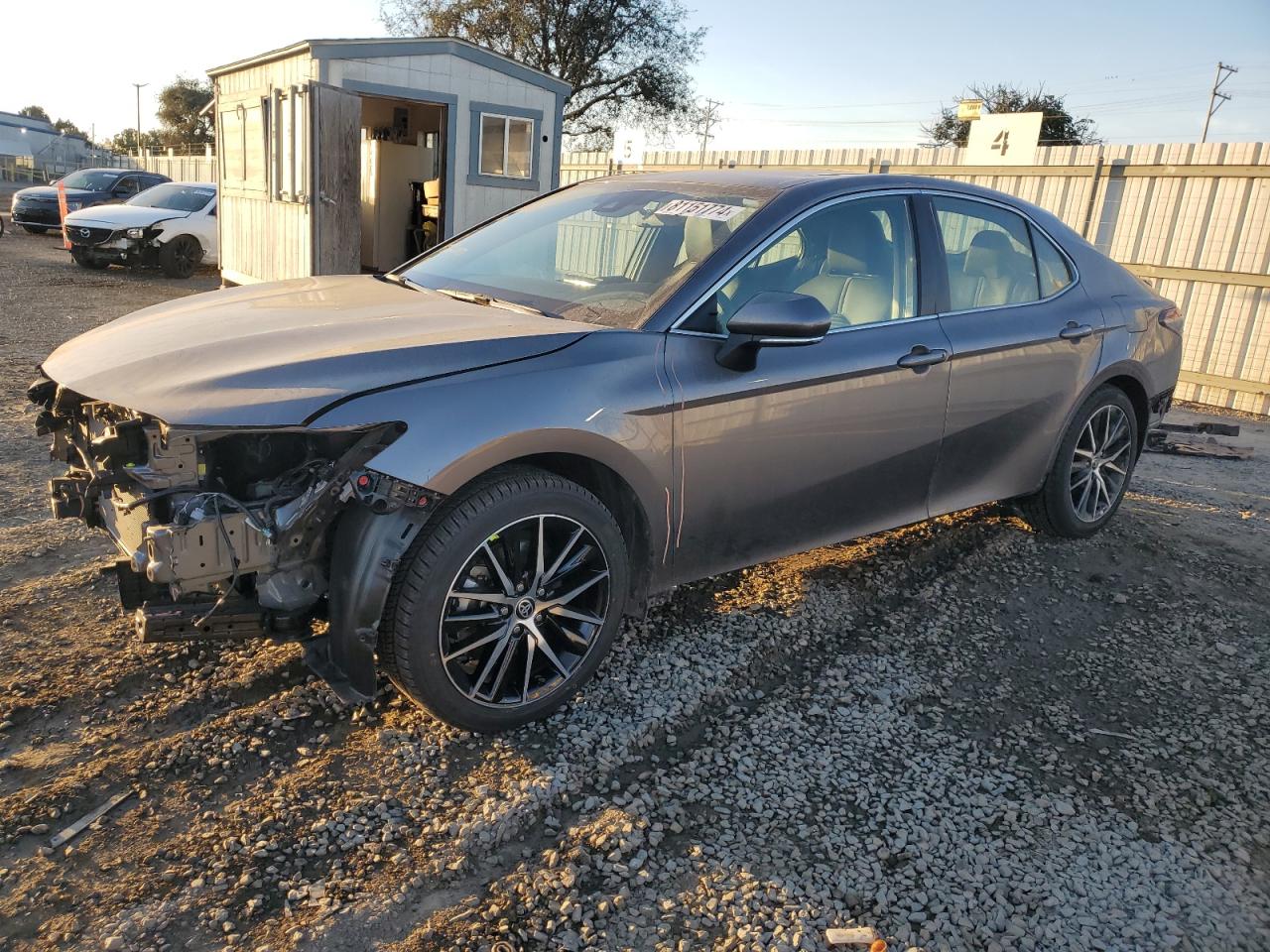 4T1G11AK0RU235467 TOYOTA CAMRY 2024