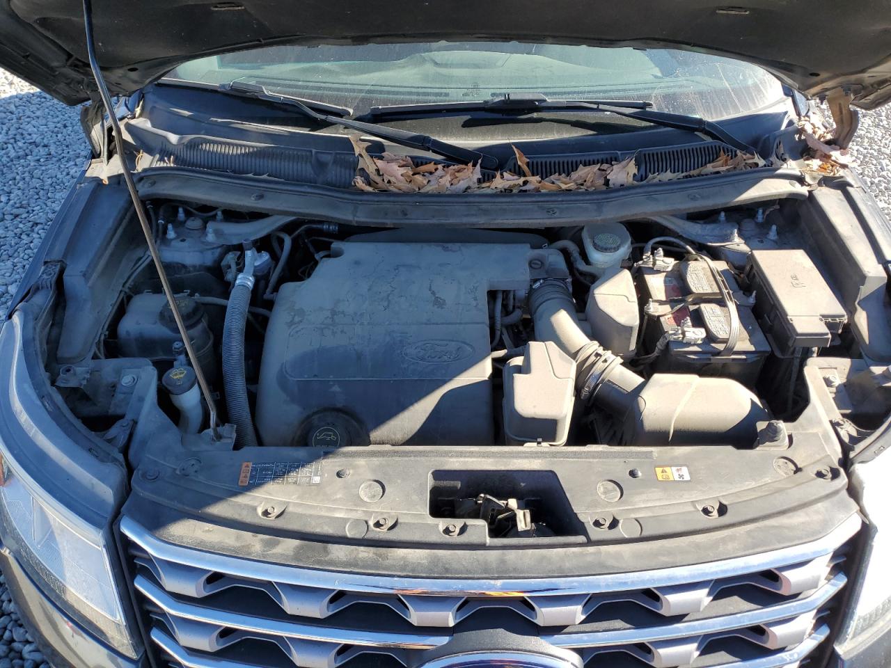 2016 Ford Explorer - Image 12