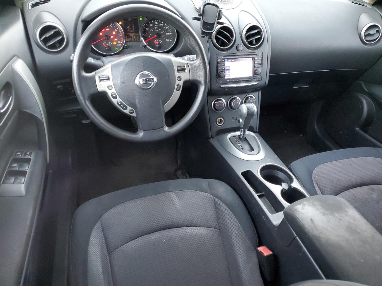 2011 Nissan Rogue - Image 8