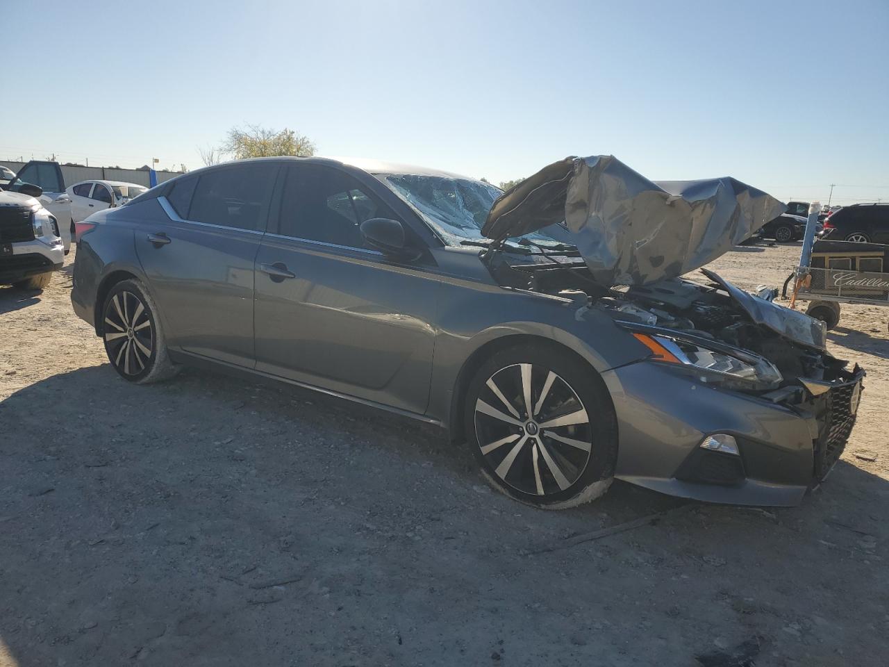 2019 Nissan Altima - Image 4