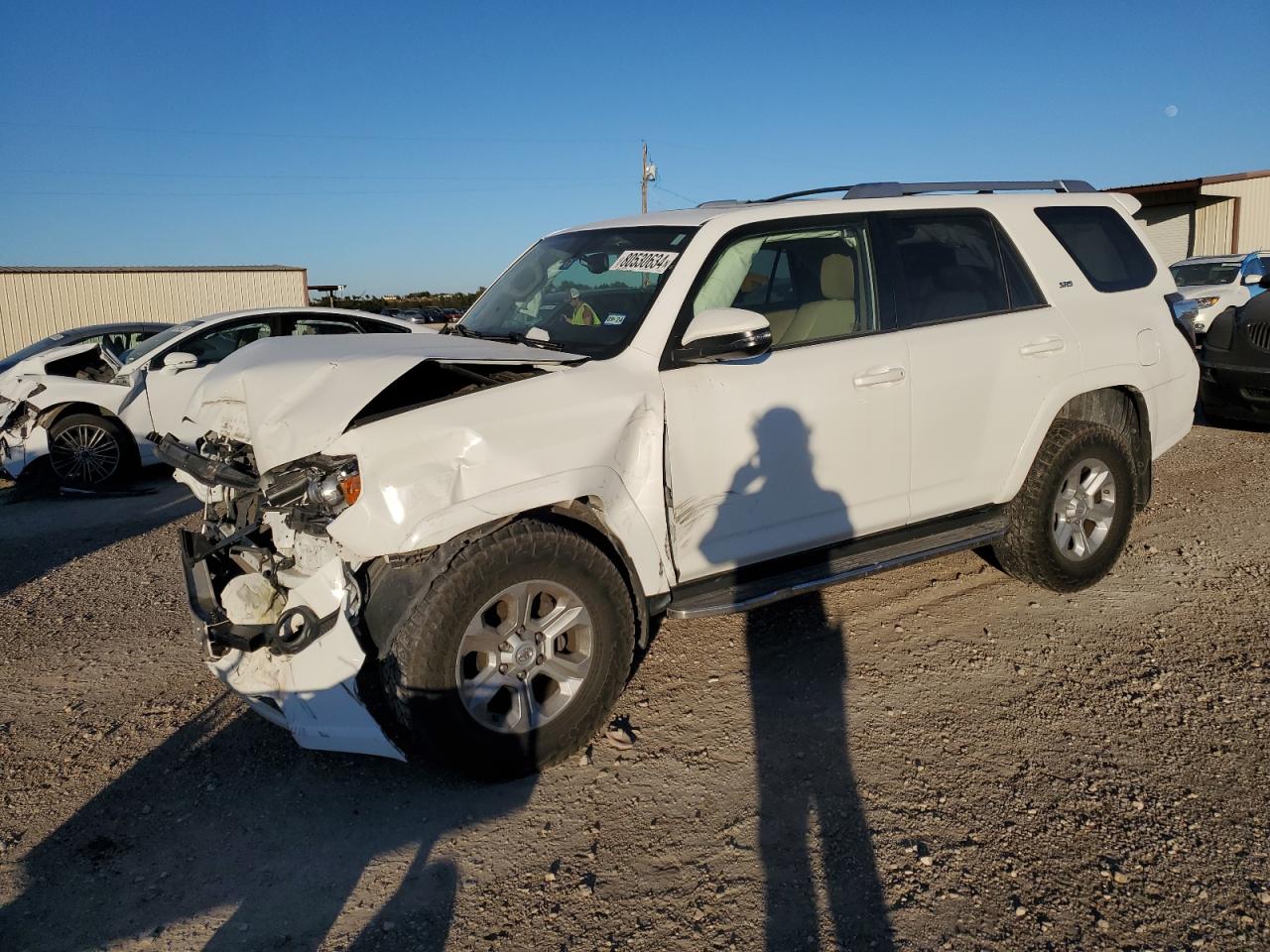 VIN JTEBU5JRXG5346590 2016 TOYOTA 4RUNNER no.1