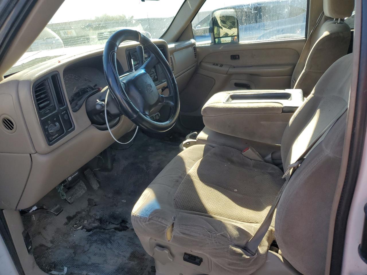 2001 Chevrolet Silverado - Image 7