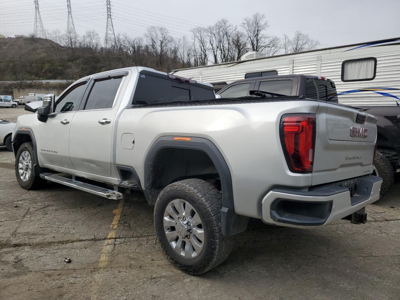 2020 GMC Sierra - Image 2