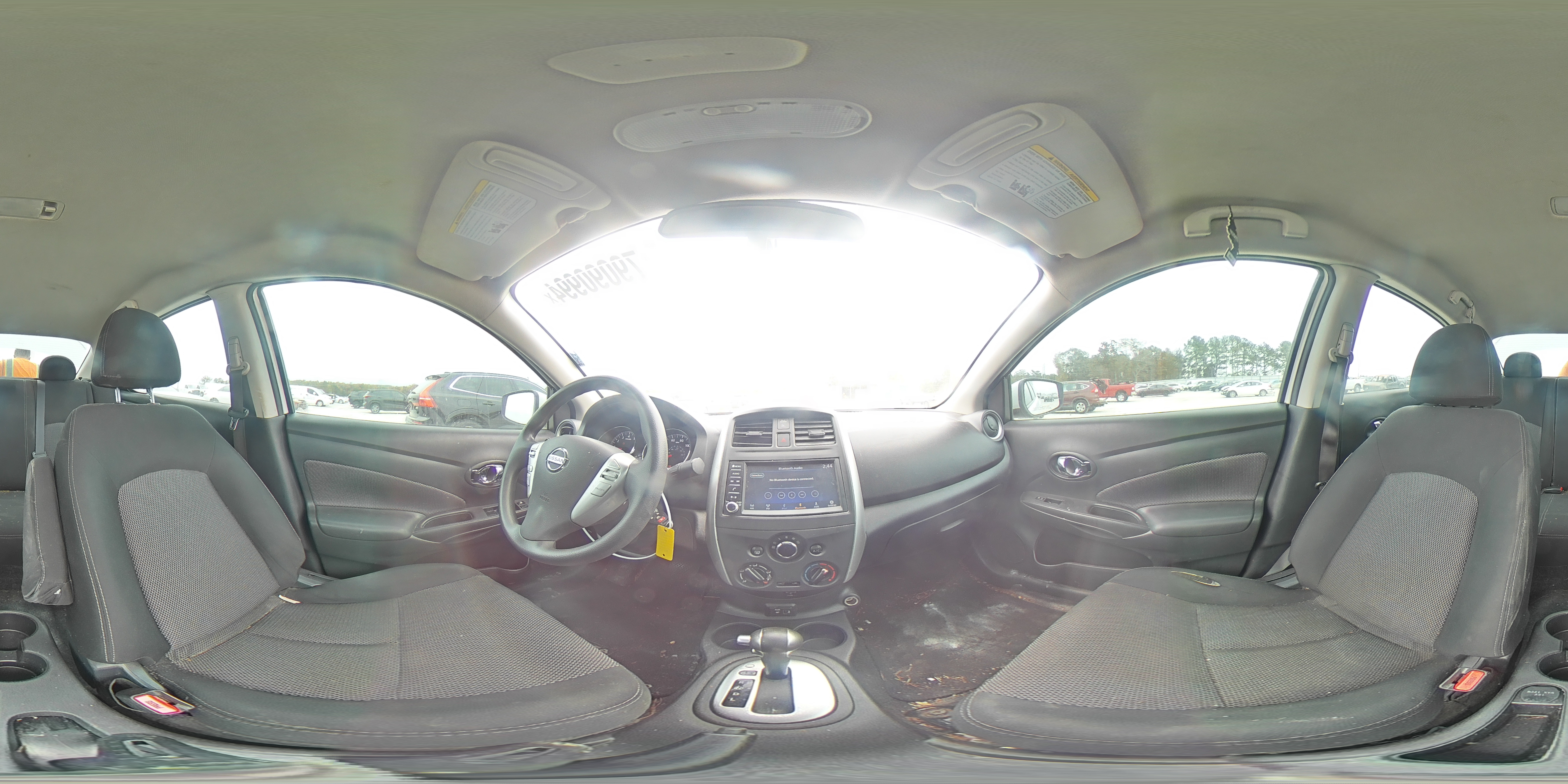 2019 Nissan Versa - Image 12