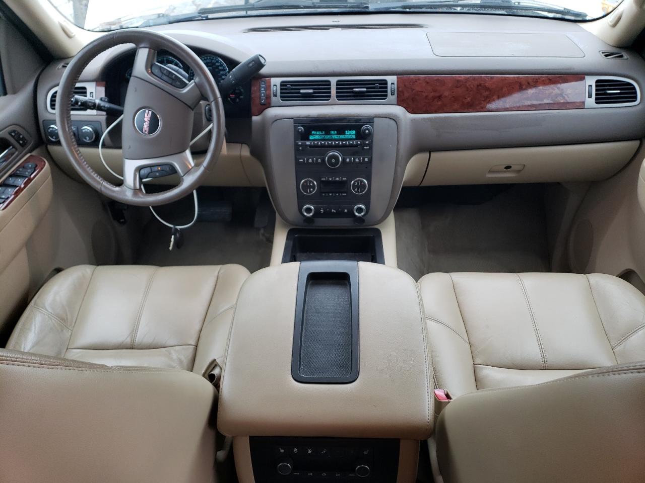 2011 GMC Yukon - Image 8