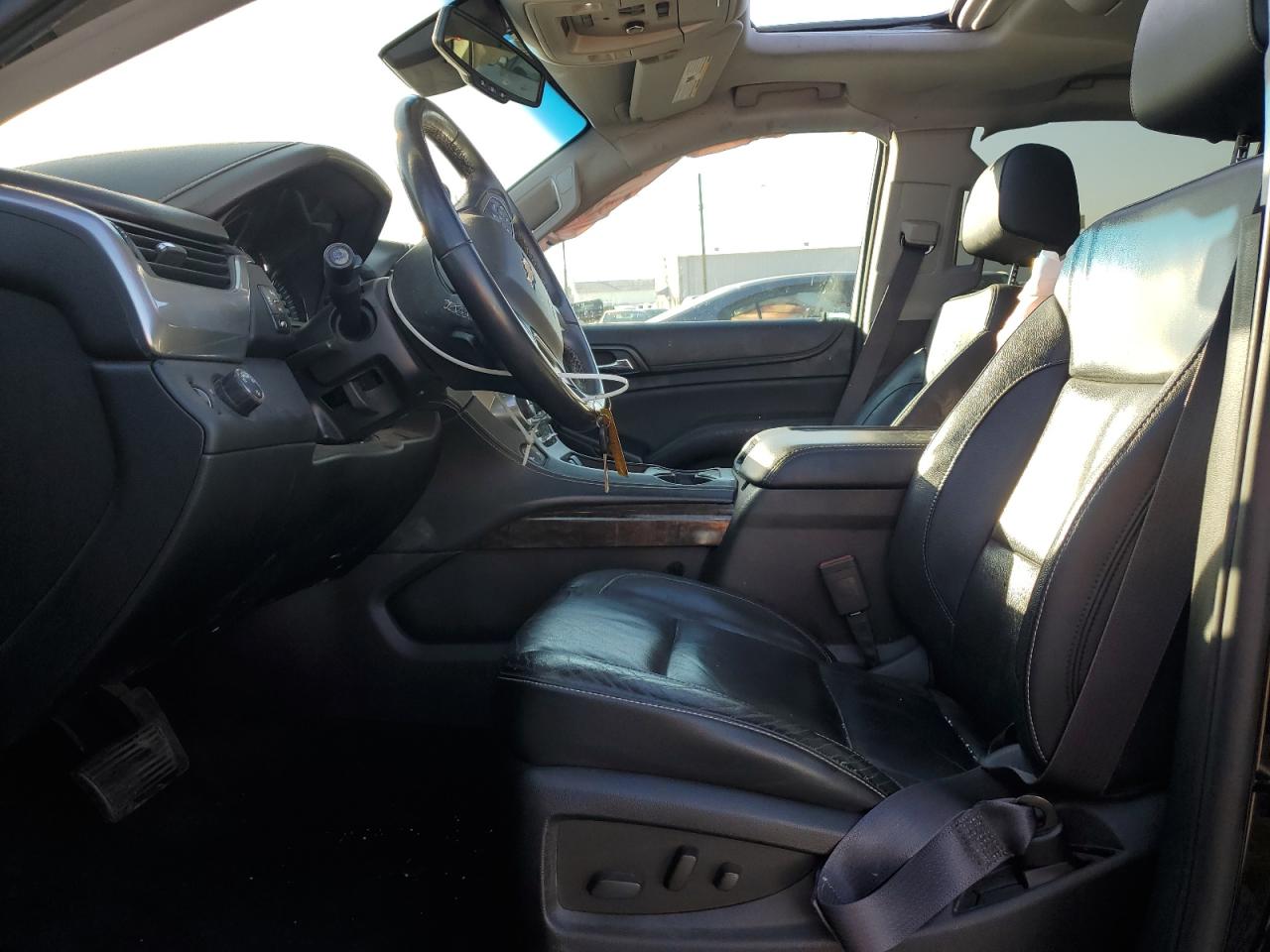 2016 Chevrolet Suburban - Image 7