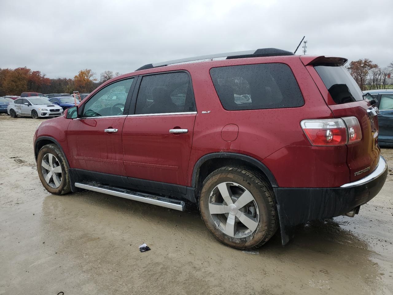 2012 GMC Acadia - Image 2