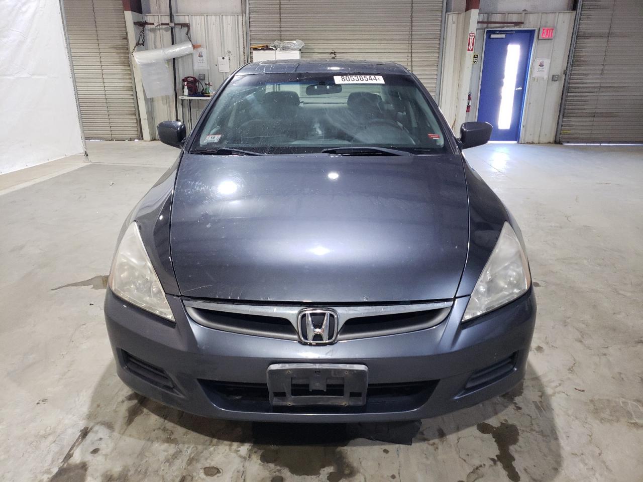 2007 Honda Accord - Image 5