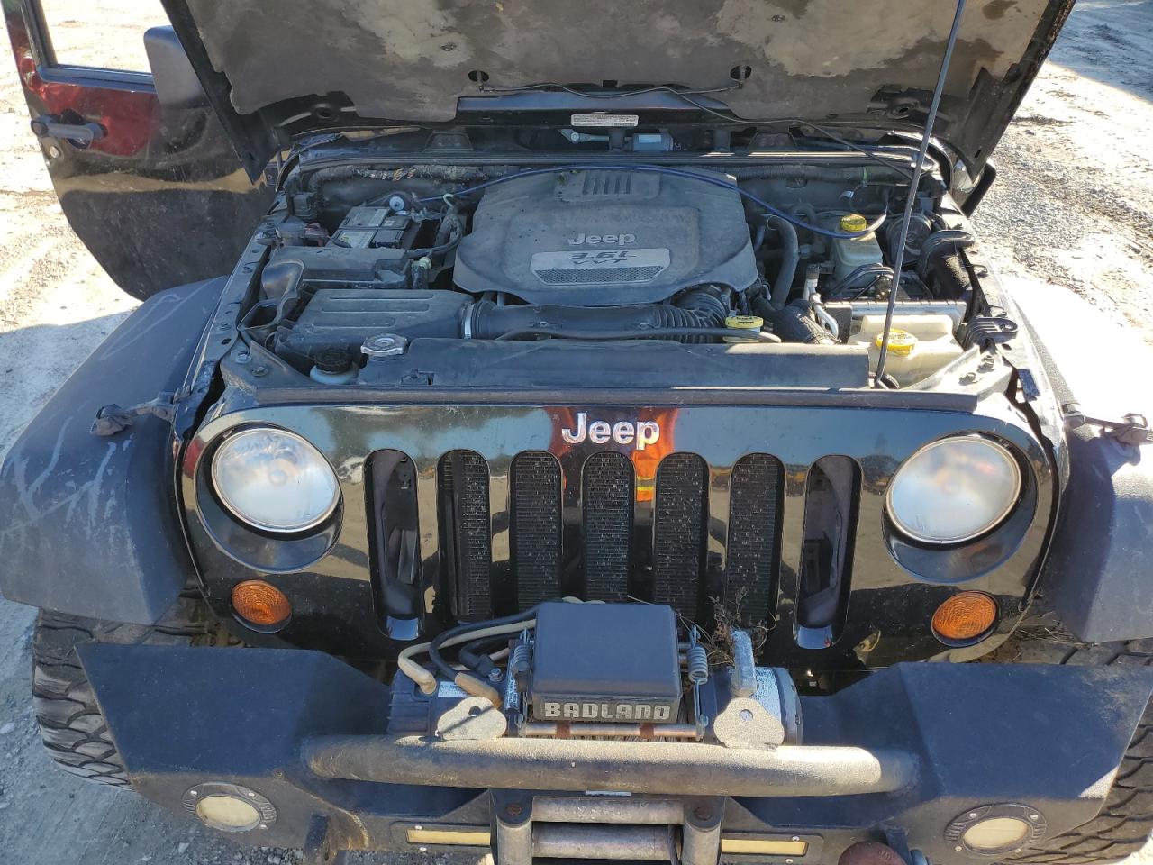 2013 Jeep Wrangler - Image 13