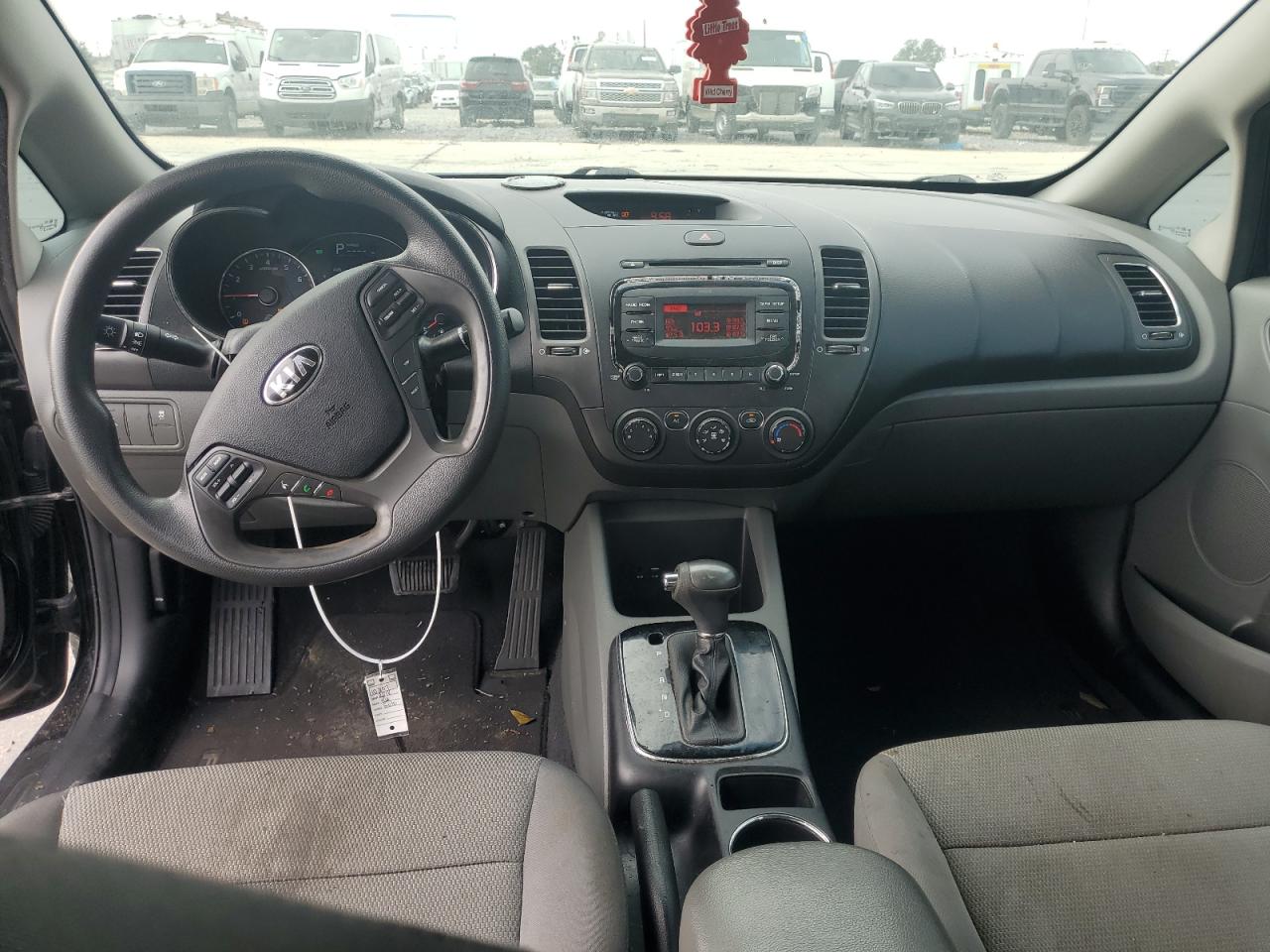 2018 Kia Forte - Image 8