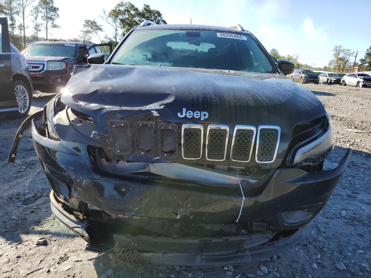 1C4PJLCB1KD143819 Jeep Grand Cherokee 2019. Фото: 4