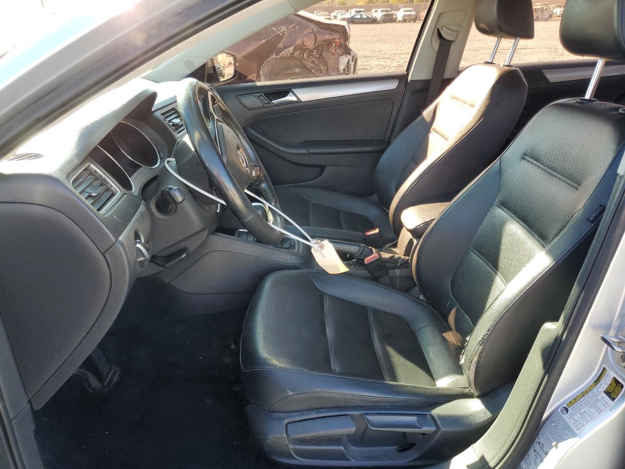 2015 Volkswagen Jetta - Image 7