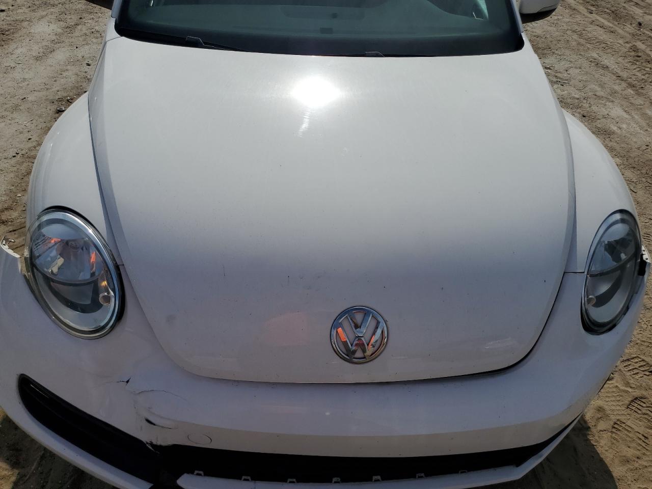 2013 Volkswagen Beetle VIN: 3VWJP7AT7DM676138 Lot: 81568834