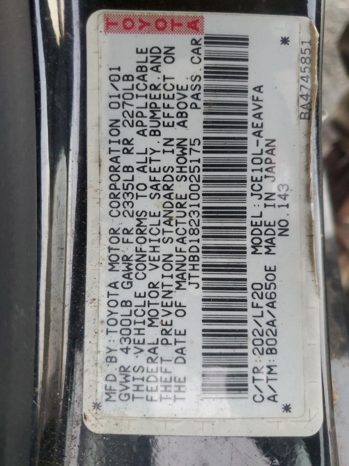 2001 Lexus IS - Image 12