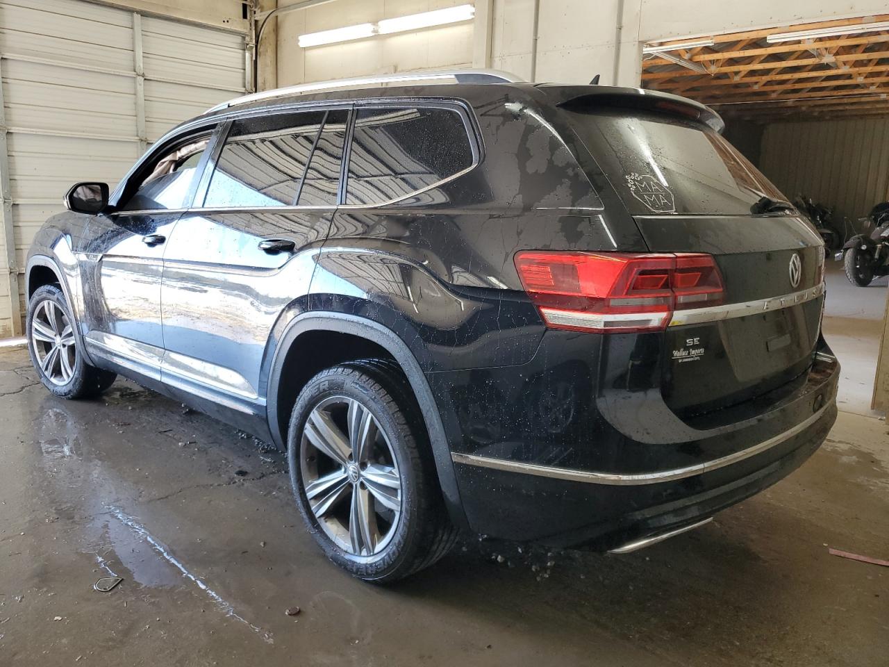2018 Volkswagen Atlas - Image 2