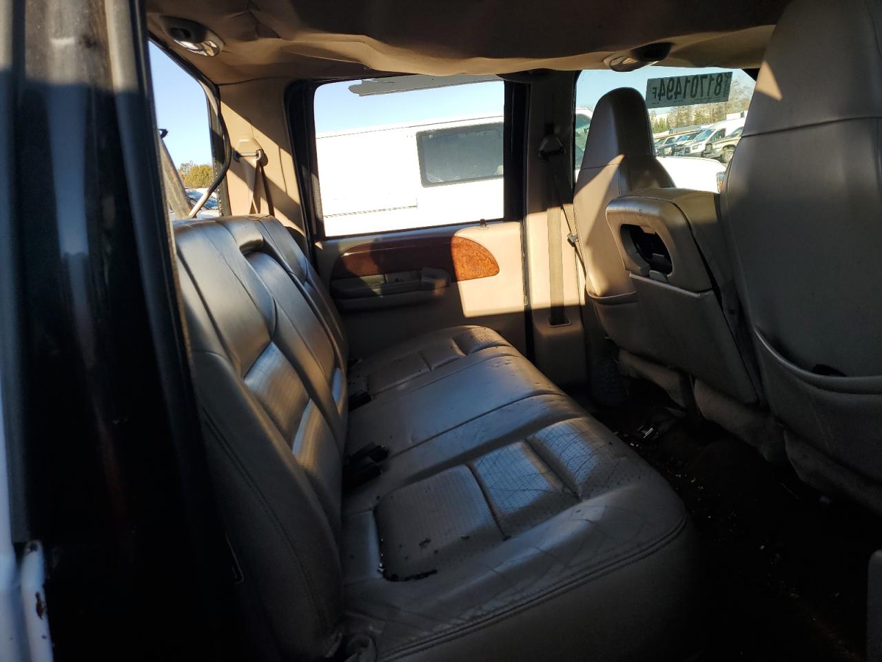 2001 Ford F350 - Image 11