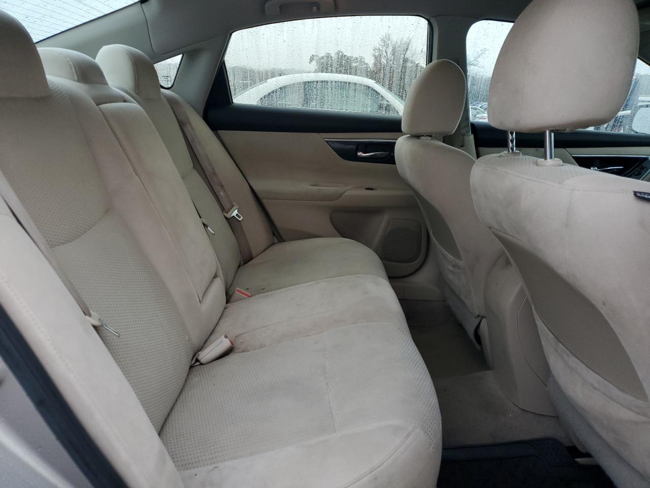 2014 Nissan Altima - Image 10