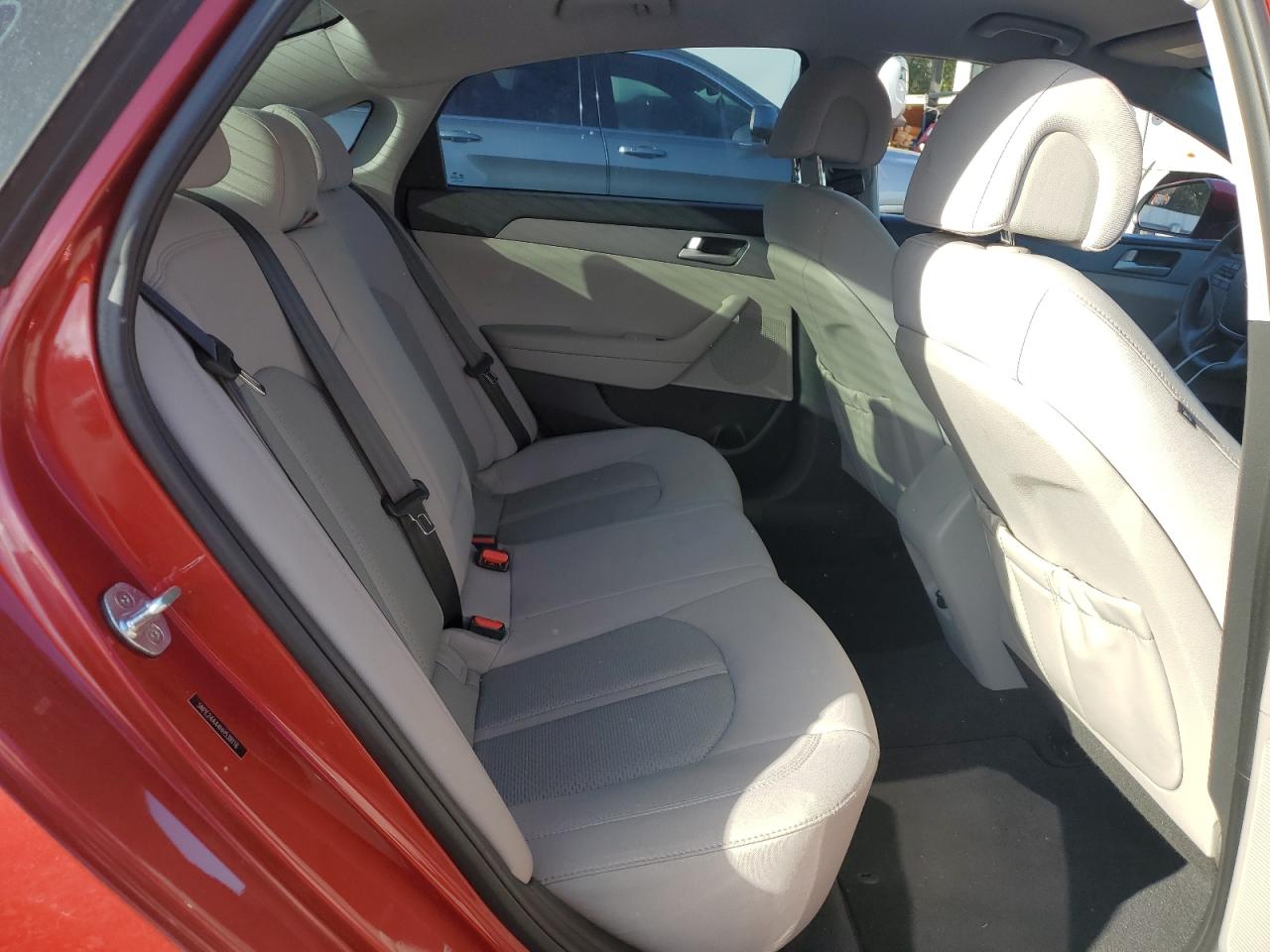 2017 Hyundai Sonata - Image 10