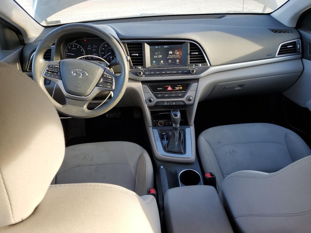 2017 Hyundai Elantra - Image 8